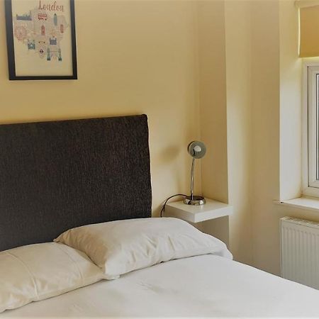 Apartamento Swindon Old Town Duplex - Entercloud9Sa Exterior foto