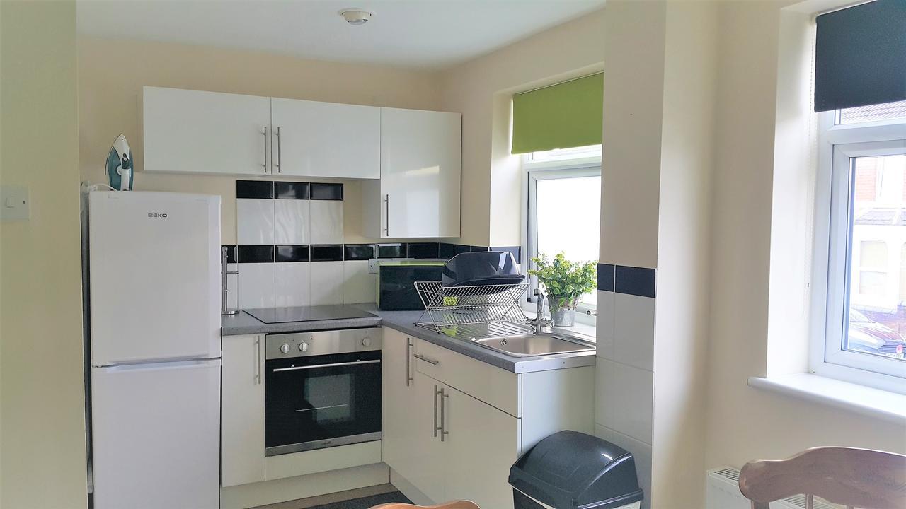 Apartamento Swindon Old Town Duplex - Entercloud9Sa Exterior foto